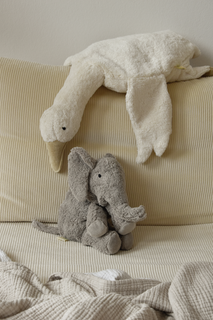 Kuscheltier & Wärmekissen kleiner Elefant