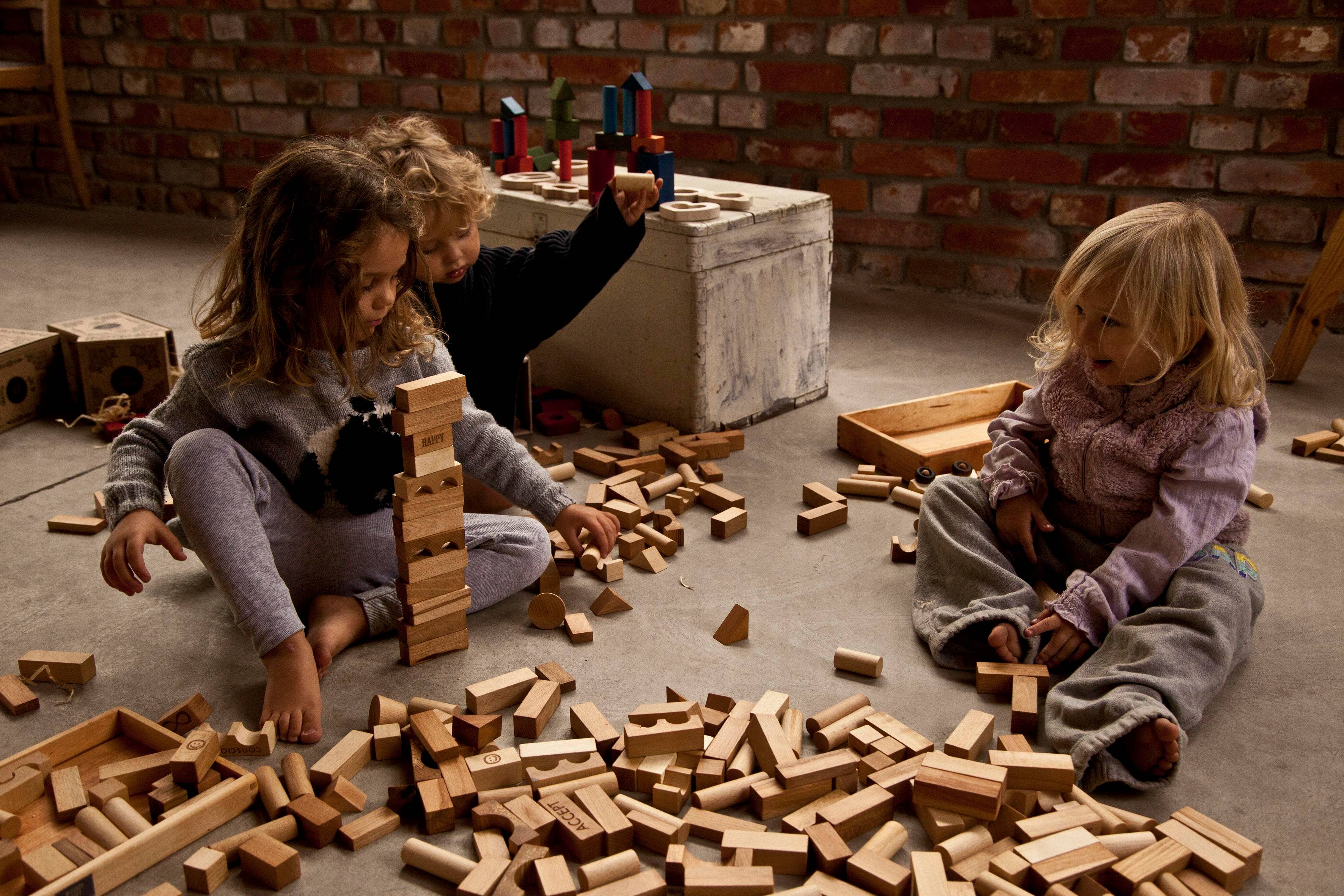 Montessori Holzklötze – Kreatives Spiel und natürliche Ästhetik 30 Stück